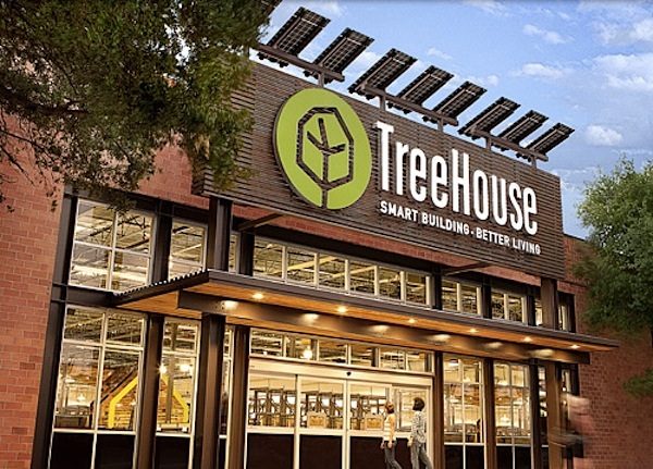 Background image: Treehouse